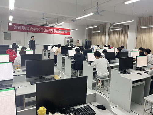 制藥與材料學(xué)院成功舉辦2023年化工生產(chǎn)技術(shù)及首屆現(xiàn)代化工HSE兩項(xiàng)技能大賽校賽，賦能生物化工產(chǎn)品技術(shù)研發(fā)人才培養(yǎng)